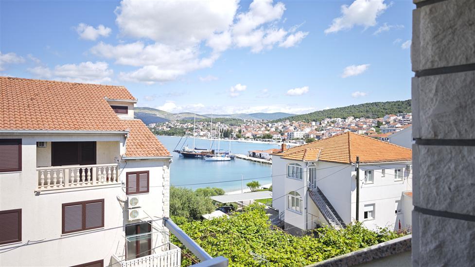 Apartment A2, for 3 persons