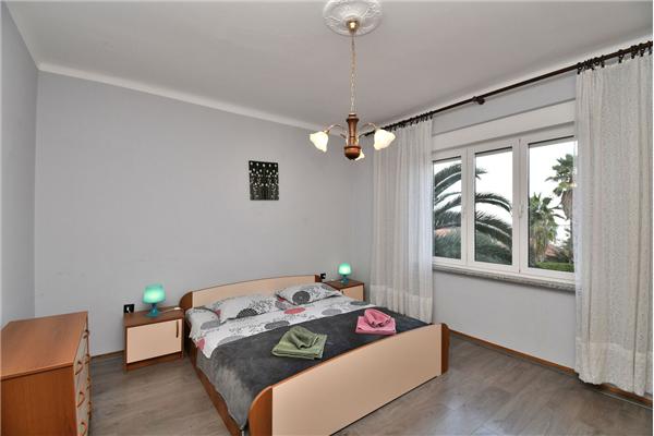 Apartment A1, for 8 persons