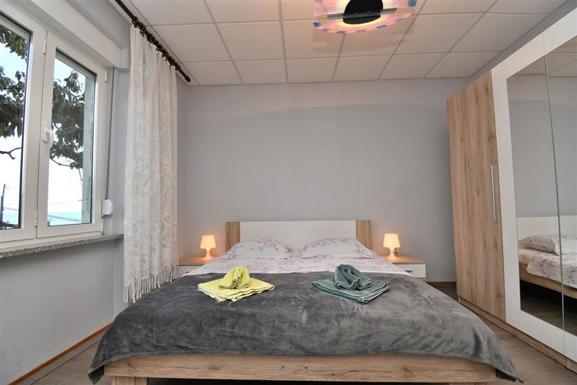 Apartment A1, for 8 persons