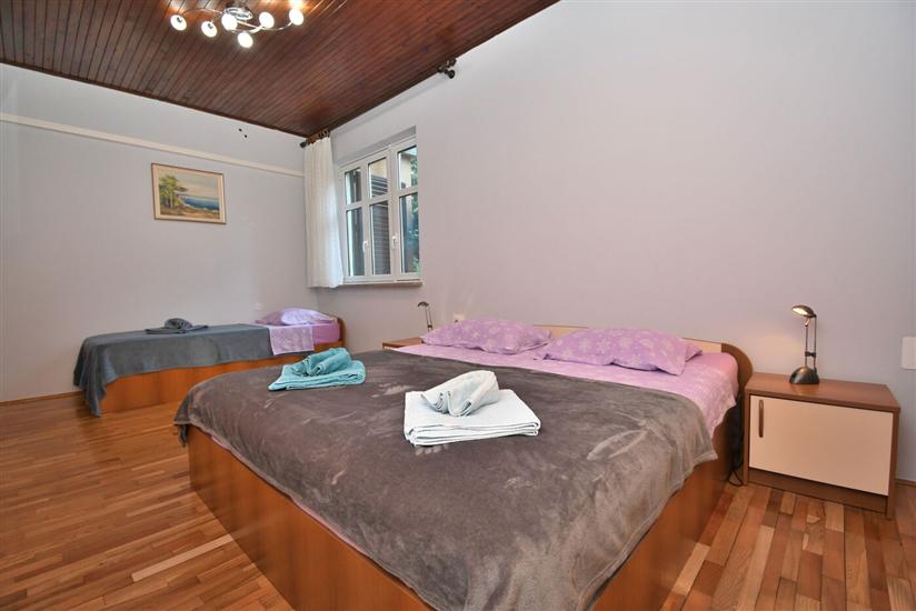 Apartment A1, for 8 persons
