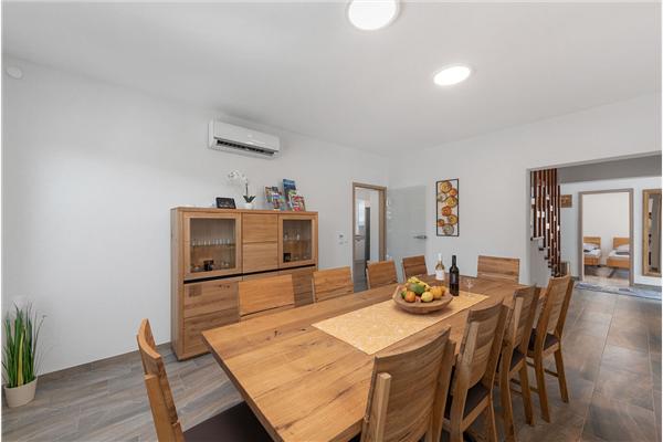 House K1, for 10 persons