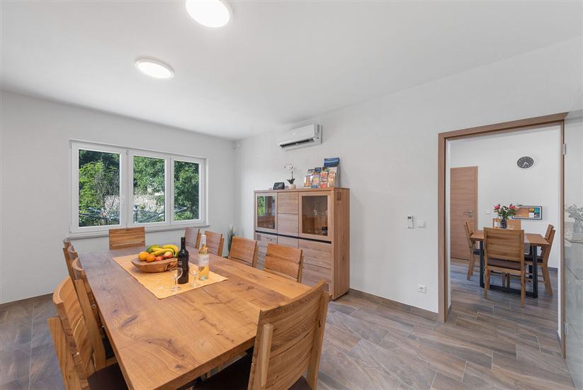 House K1, for 10 persons