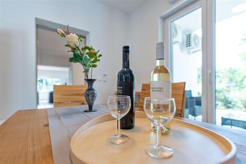 House K1, for 10 persons