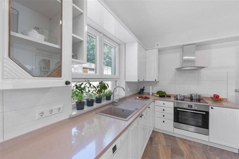 House K1, for 10 persons