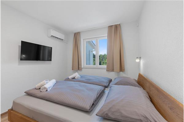 House K1, for 10 persons