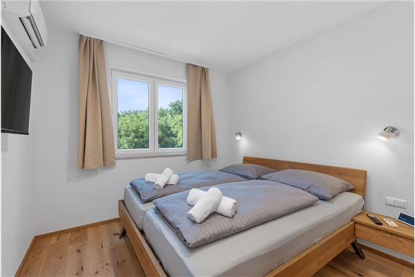 House K1, for 10 persons