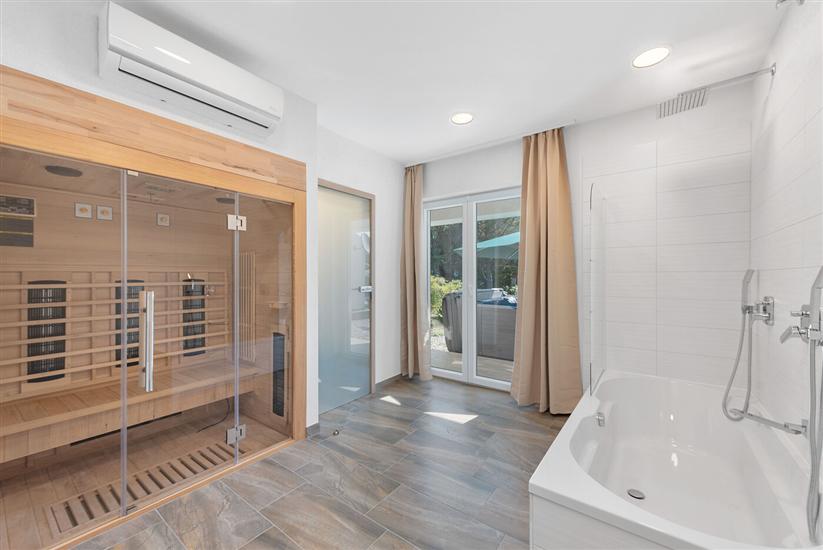 House K1, for 10 persons