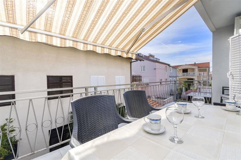 Apartment A2, for 5 persons