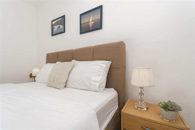 Apartment A2, for 5 persons