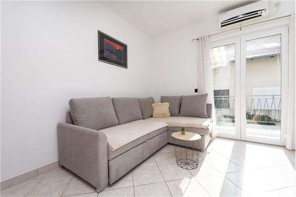 Apartment A2, for 5 persons