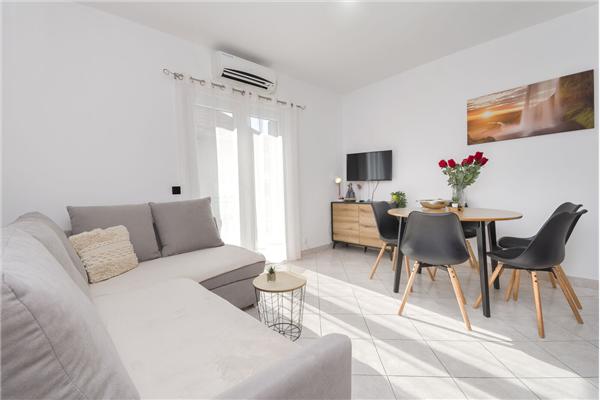 Apartment A2, for 5 persons