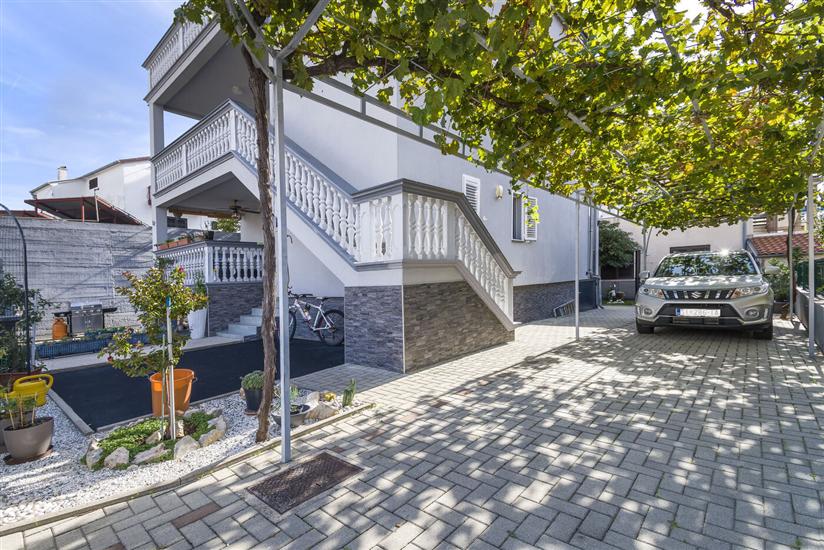 Apartments Ria Vodice
