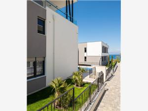 Apartments Vila A Malinska - island Krk, Size 83.00 m2, Accommodation with pool, Airline distance to the sea 70 m