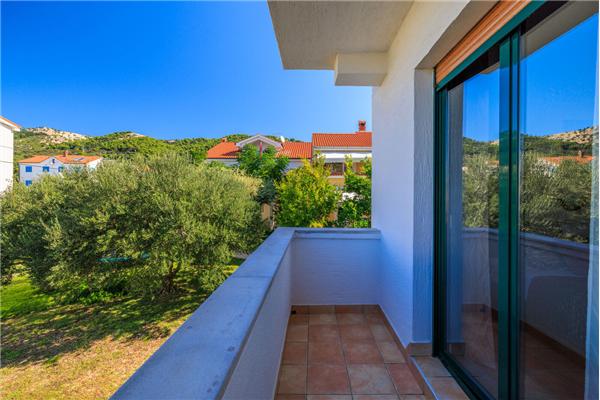 Apartment A2, for 5 persons