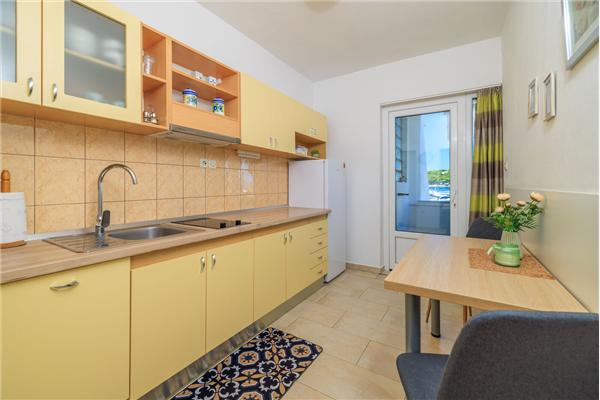 Apartment A2, for 5 persons