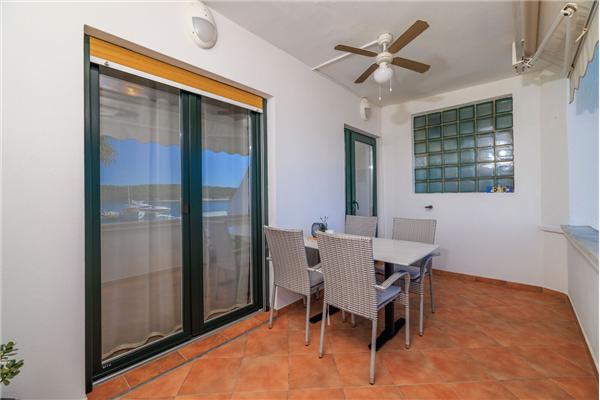 Apartment A2, for 5 persons