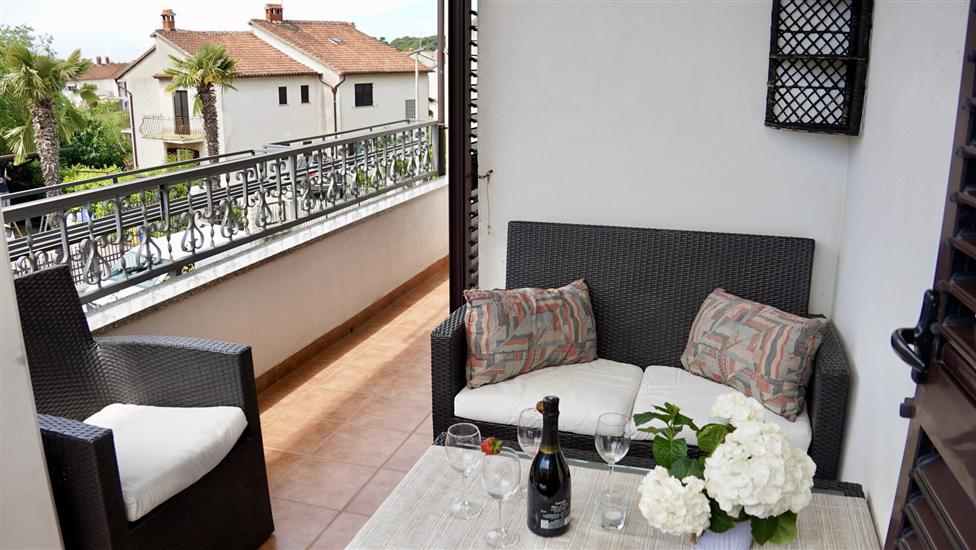 Apartment A1, for 6 persons