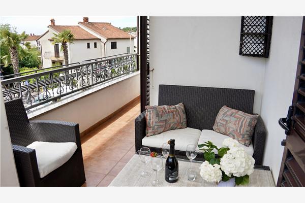 Apartment A1, for 6 persons