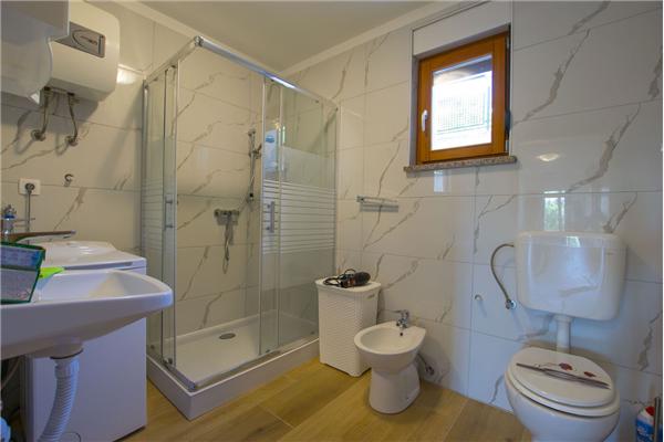 House K1, for 10 persons