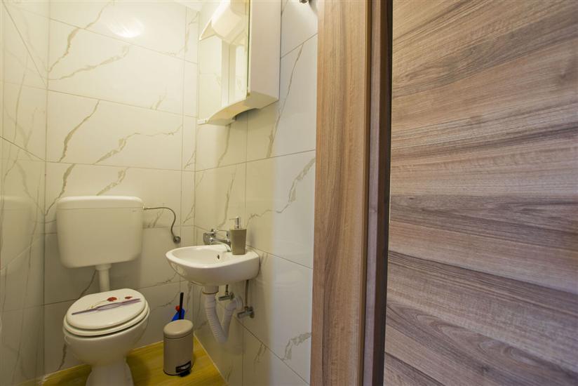 House K1, for 10 persons