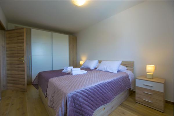 House K1, for 10 persons