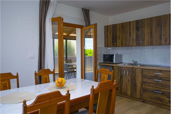 House K1, for 10 persons