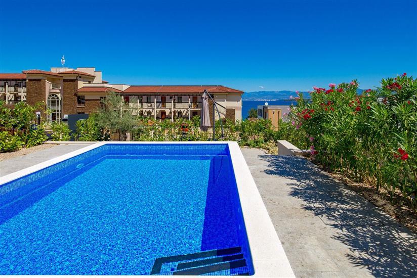 Apartment A1, for 7 persons