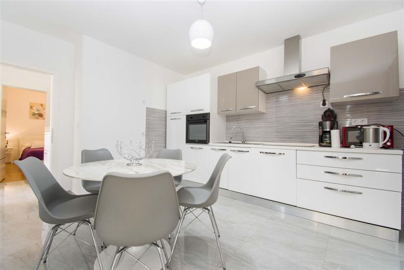 House K1, for 5 persons