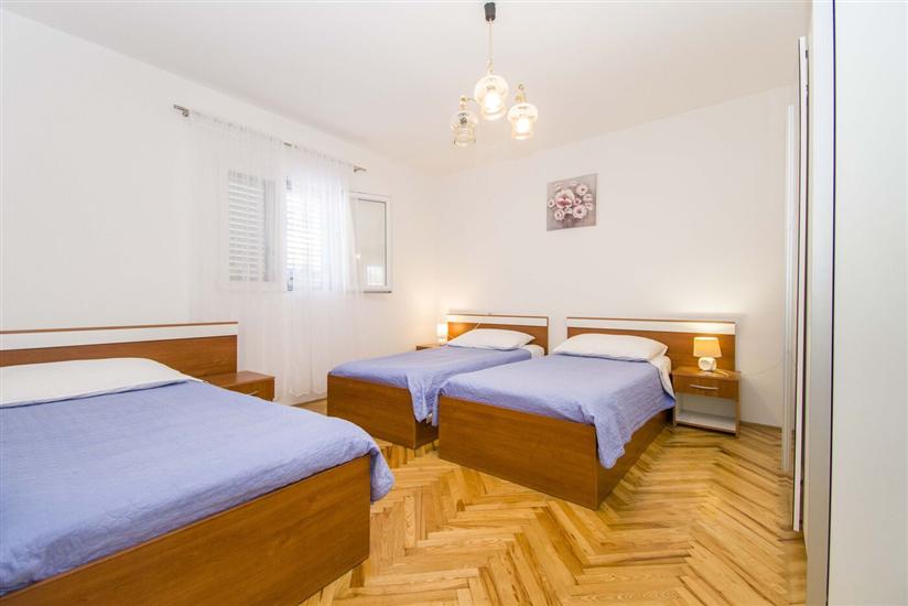 House K1, for 5 persons