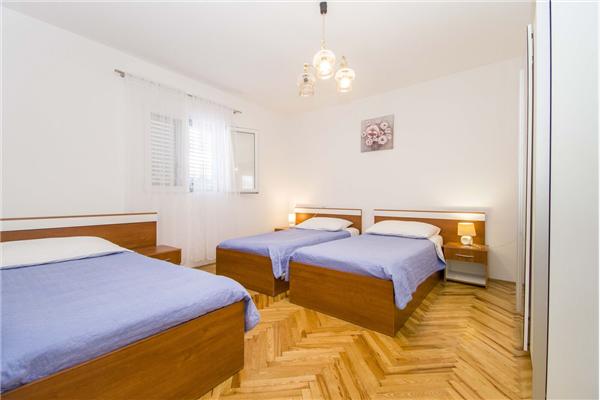 House K1, for 5 persons