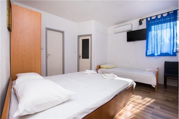 Apartment A1, for 3 persons