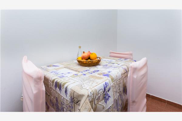 Apartment A1, for 3 persons