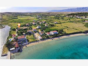 House Marija Vlasici - island Pag, Size 62.00 m2, Airline distance to the sea 70 m, Airline distance to town centre 500 m