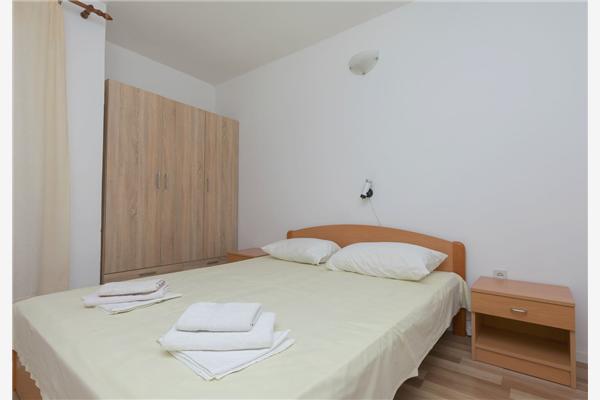 Apartment A3, for 5 persons