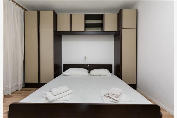 Apartment A3, for 5 persons