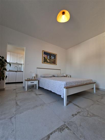 Apartment A2, for 3 persons