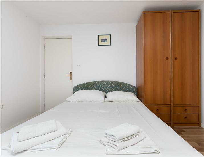 Apartment A4, for 3 persons