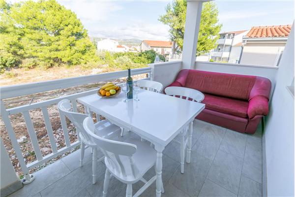 Apartment A11, for 6 persons