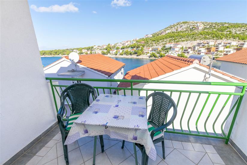 Apartment A1, for 3 persons