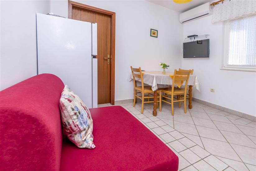 Apartment A1, for 3 persons