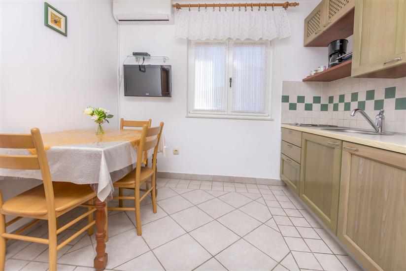 Apartment A1, for 3 persons