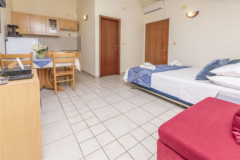 Apartment A4, for 4 persons