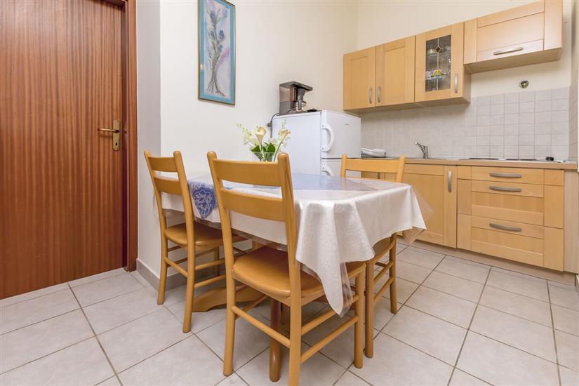 Apartment A4, for 4 persons