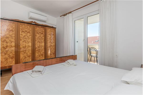 Apartment A5, for 5 persons