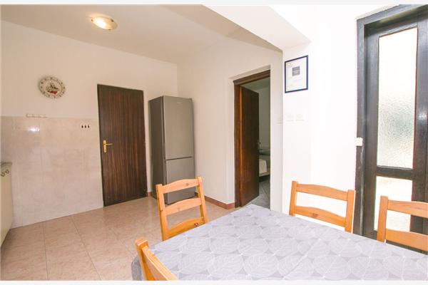 Apartment A1, for 5 persons