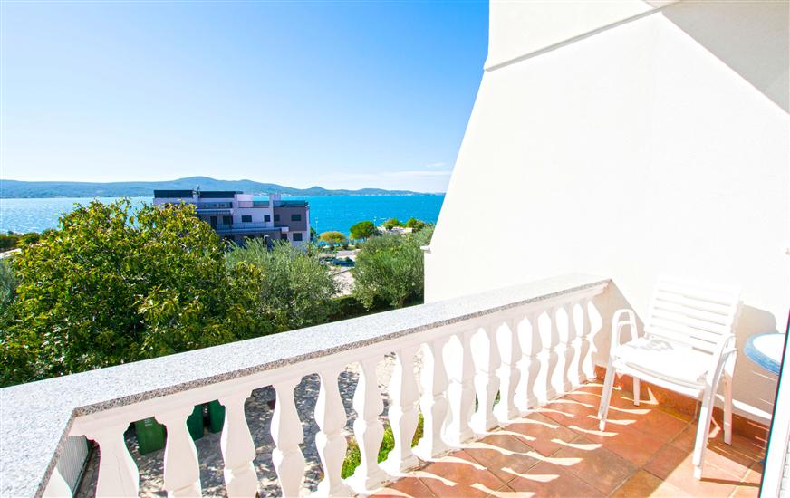 Apartment A4, for 3 persons