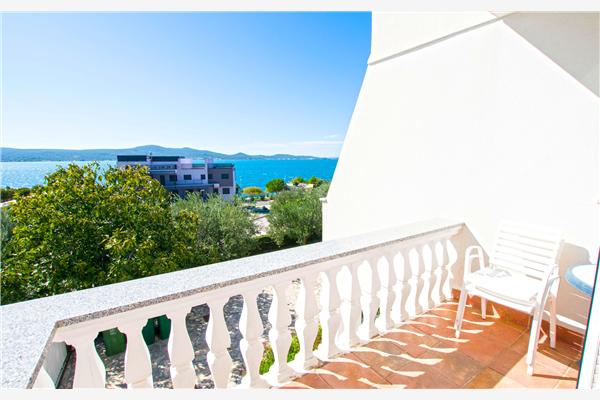 Apartment A4, for 3 persons