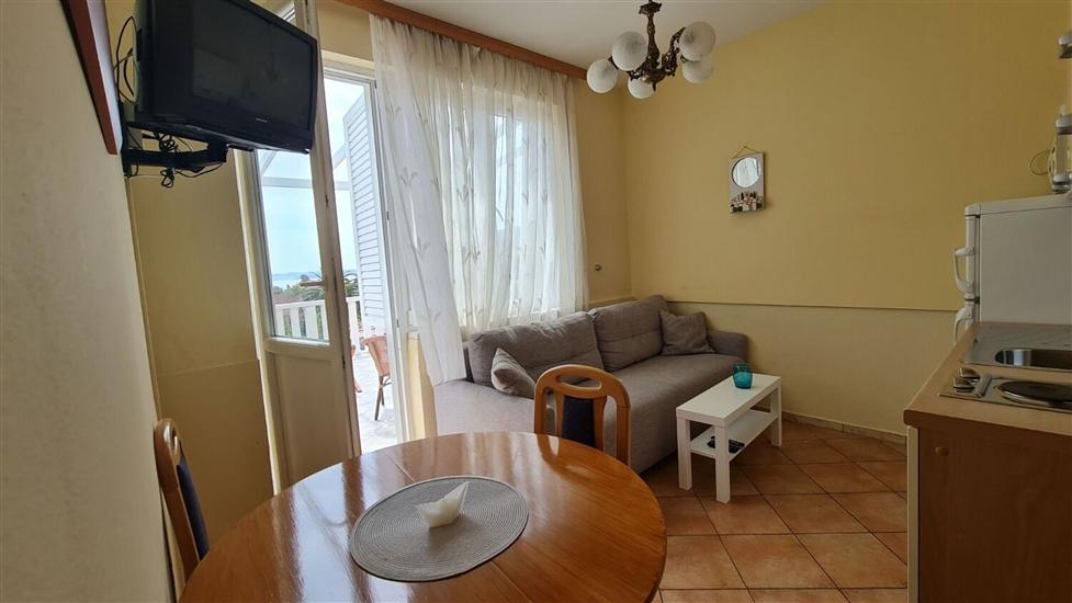 Apartment A4, for 3 persons