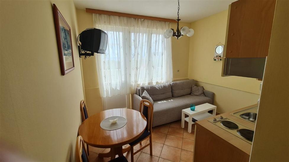 Apartment A4, for 3 persons