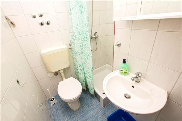 Apartment A7, for 2 persons